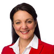 Tara Davies kkr Tara Davies kkr